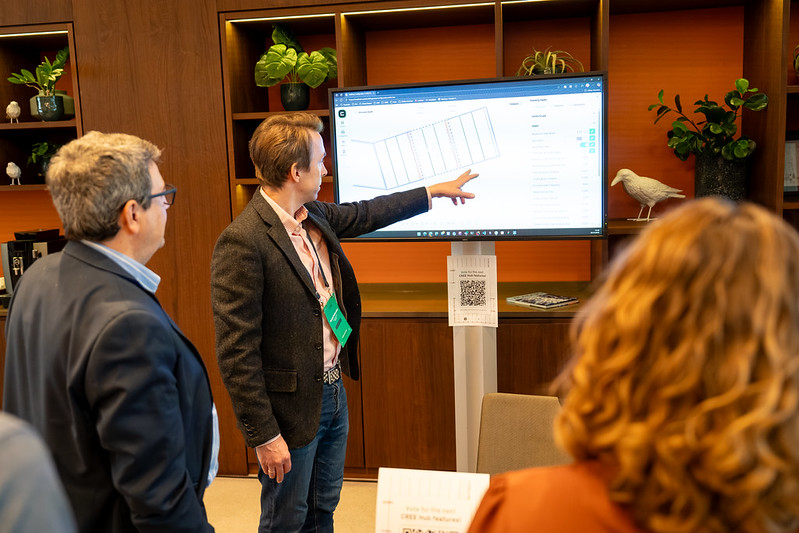 CREE Hub: Digital Ecosystem to Connect People, Projects and Knowledge preview